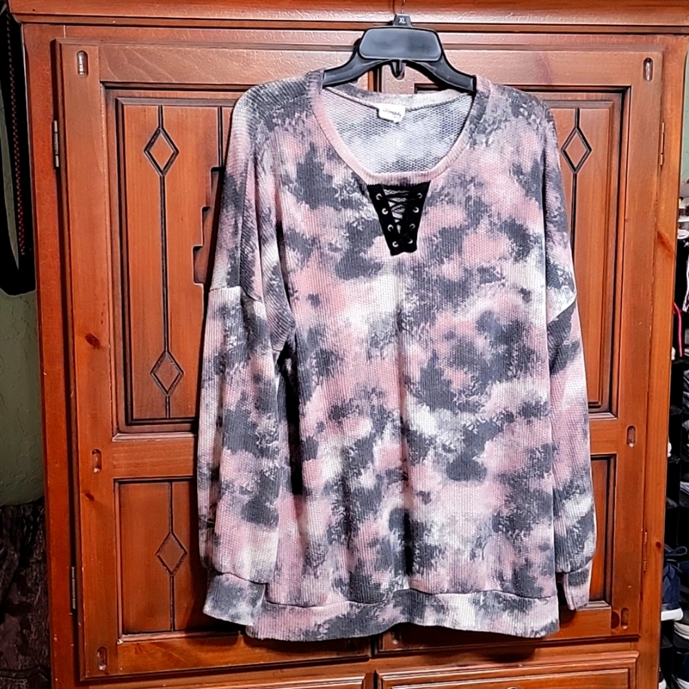 Womens xl Lovely Melody sweater